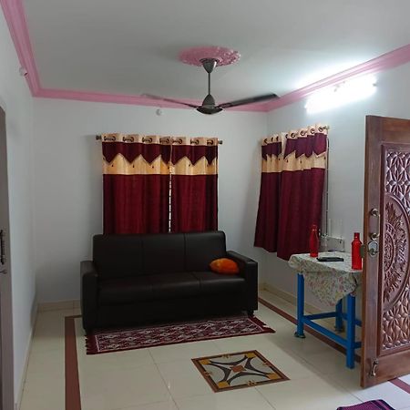 Madurai Koodal Nagar Homestay Bagian luar foto
