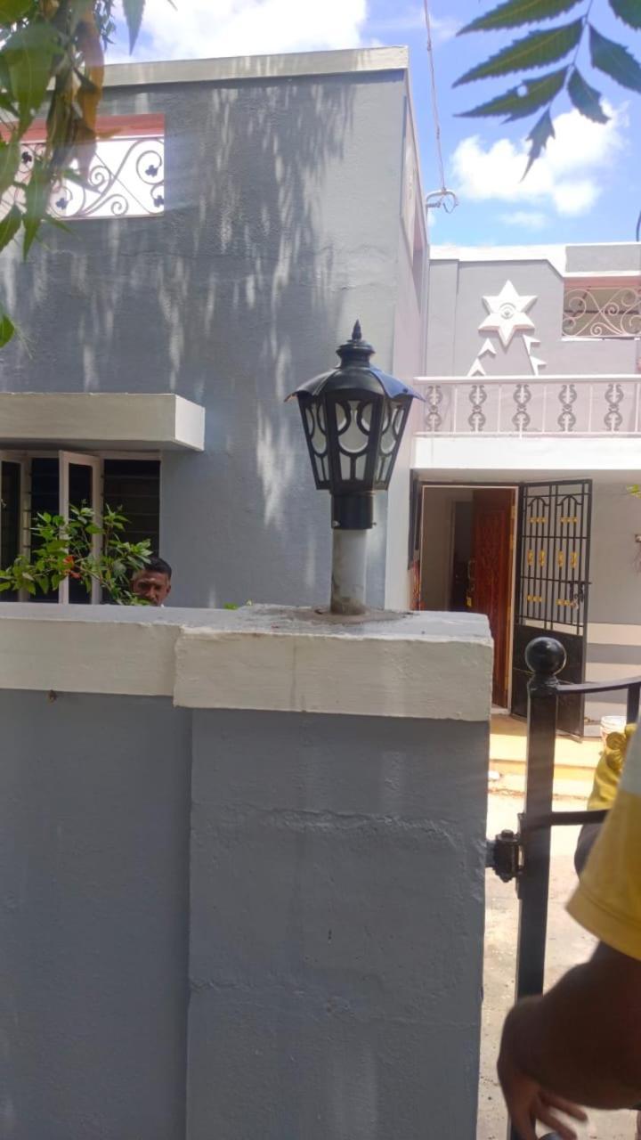 Madurai Koodal Nagar Homestay Bagian luar foto